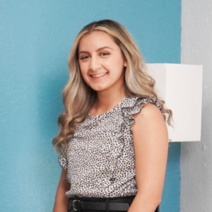 Portrait of Ariana Fernández, Tax Accountant at Southwest Asset Group